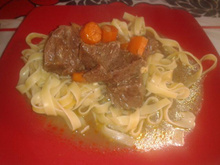 Joue de bœuf sauce au Maroilles