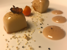 Délicieux bonbons au foie gras à l'ail blanc