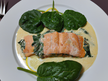 Saumon à l'unilatéral au beurre blanc et épinards