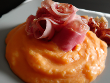 Purée de pommes de terre-carottes et son habit de jambon de Parme