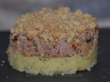 Crumble de thon à la tomate séchée sur son lit de pommes de terre