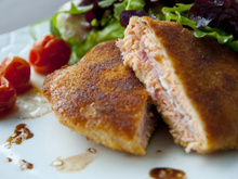 Escalope de saumon de Norvège façon cordon bleu