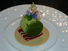 Mousse de haricots verts, magret fumé et foie gras