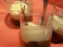 Verrines en noir et blanc : Mousse chocolat noir et chocolat blanc !