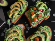 Toasts tarama avocat