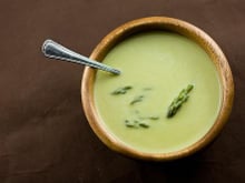 Soupe d'asperges à la crème