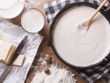 Béchamel : toutes nos astuces pour un résultat sans grumeaux !