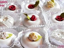 Couronnes glacées aux amandes (Pâtisserie orientale)