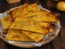 Attention cette recette peut créer de la dépendance : une schiacciata de pommes de terre bien croustillante