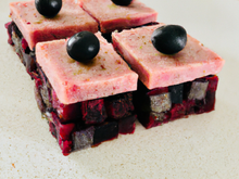 Carrés aux myrtilles et betteraves