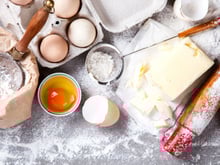 Ces ingrédients qui remplacent les œufs, la farine, le beurre et le sucre dans vos recettes