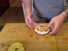 Le chef Norbert Tarayre revisite la tarte tropézienne façon bagel (et c’est une tuerie !)