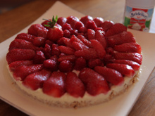 Gâteau au chocolat blanc et ses fruits de saison