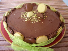 Gâteau de fête au chocolat et au thé vert