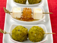 Brochettes de Crottin de Chavignol et Poires au Sésame