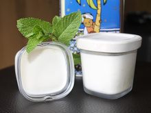 Yaourts à la menthe, mascarpone et sirop d'agave