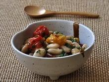 Salade de Haricots Tarbais au citron confit, cumin et tomates rôties