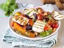 3 idées de recettes gourmandes avec du halloumi grillé au barbecue