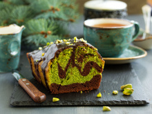 Cette recette de cake marbré chocolat/pistache signée Yann Couvreur est à tester d’urgence !