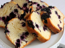 Cake aux myrtilles et fleur d'oranger