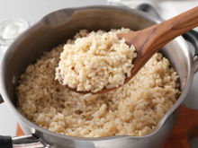 Marre du riz qui colle ? Voici la bonne façon de le cuire pour avoir des grains qui se détachent
