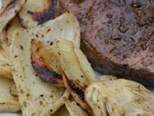 Steack de bonite et fenouil au barbecue