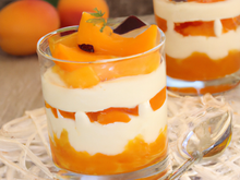 Verrine d'abricots au fromage blanc