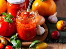 Combien de temps peut-on (vraiment) garder un pot de sauce tomate ouvert au frigo ?