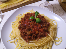 Spaghetti bolognaise au vin rouge
