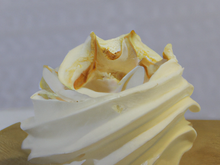 Tête d'ail surprise meringuée