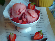 Glaces aux fraises pour petits et grands