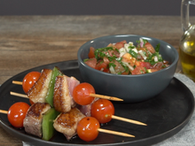 Brochettes de magret de canard grillées et vinaigrette Molho