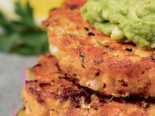 Galettes de patates douces au saumon