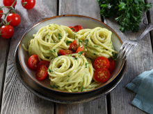 Pâtes à la sauce avocat