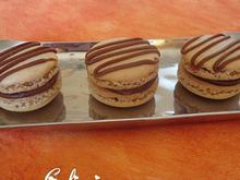 Macarons praliné à la ganache pralinoise
