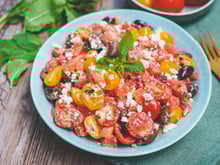 “Top recette” : notée 4.6/5 par les lecteurs de 750g, c’est la salade fraîcheur qu’ils vous faut quand il fait chaud !