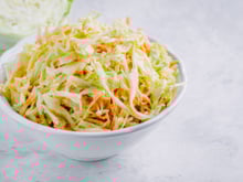 Comment faire une salade de chou blanc comme au resto japonais ?