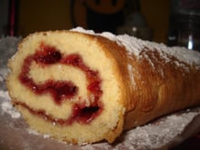 Gâteau roulé à la confiture maison