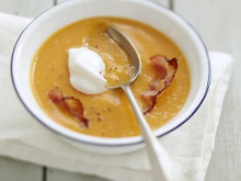 Velouté de potiron et chips de bacon