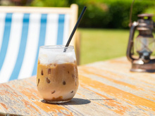3 ingrédients, 5 minutes : le café glacé le plus rapide et rafraîchissant de l’été