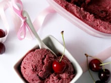 Glace à la cerise (sans sorbetière)