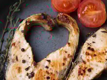 Darnes de saumon mariné à la plancha