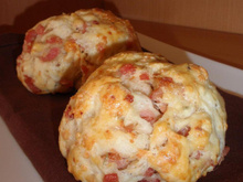 Pains individuels aux lardons et comté