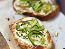 Bruschetta à la crème de parmesan Giovanni Ferrari