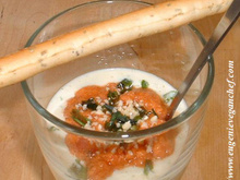 Smoothie de courgette à la coriandre et son coulis aux 2 tomates