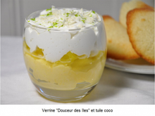 Verrine "Douceur des îles" et tuiles craquantes à la noix de coco