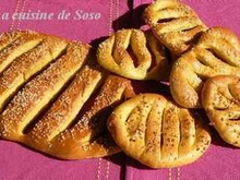 Fougasses et fougassettes, à la crème de nougat noir, crème de câlisson et fleur d'oranger