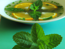 Soupe d'agrumes à la menthe fraîche