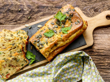 Cake salé : Comment éviter que la garniture ne tombe au fond et la répartir uniformément ?