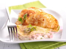 Vous vous souvenez des crêpes au jambon surgelées ? Laurent Mariotte en fait une version maison délicieuse